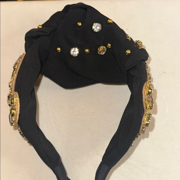 Chunky, Elegant Black Headband with Exaggerated, Gold Embellishments - Picture 2 of 5